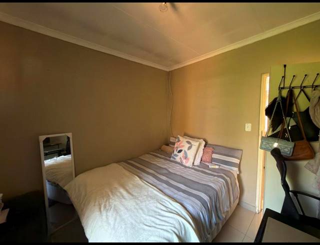 2 BEDROOM APARTMENT FOR SALE IN DIE HOEWES